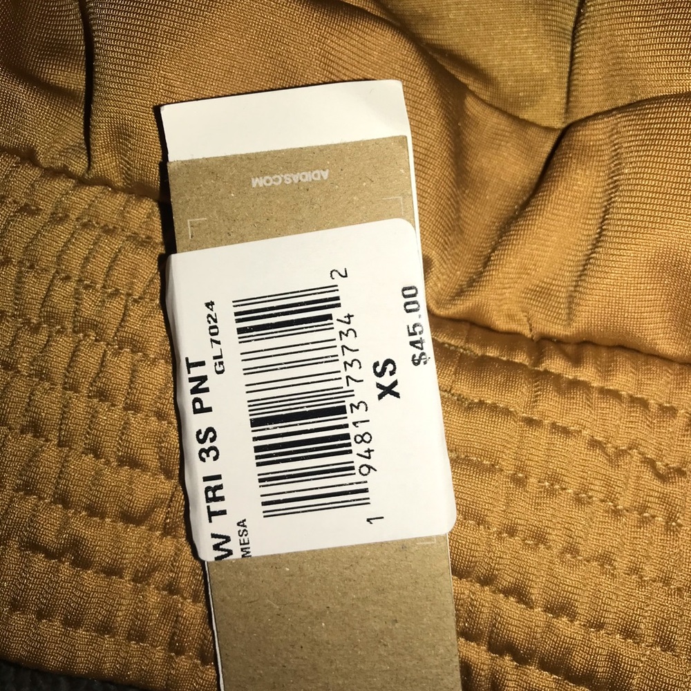 New w tags : adidas’s size xs : Flair Joggers